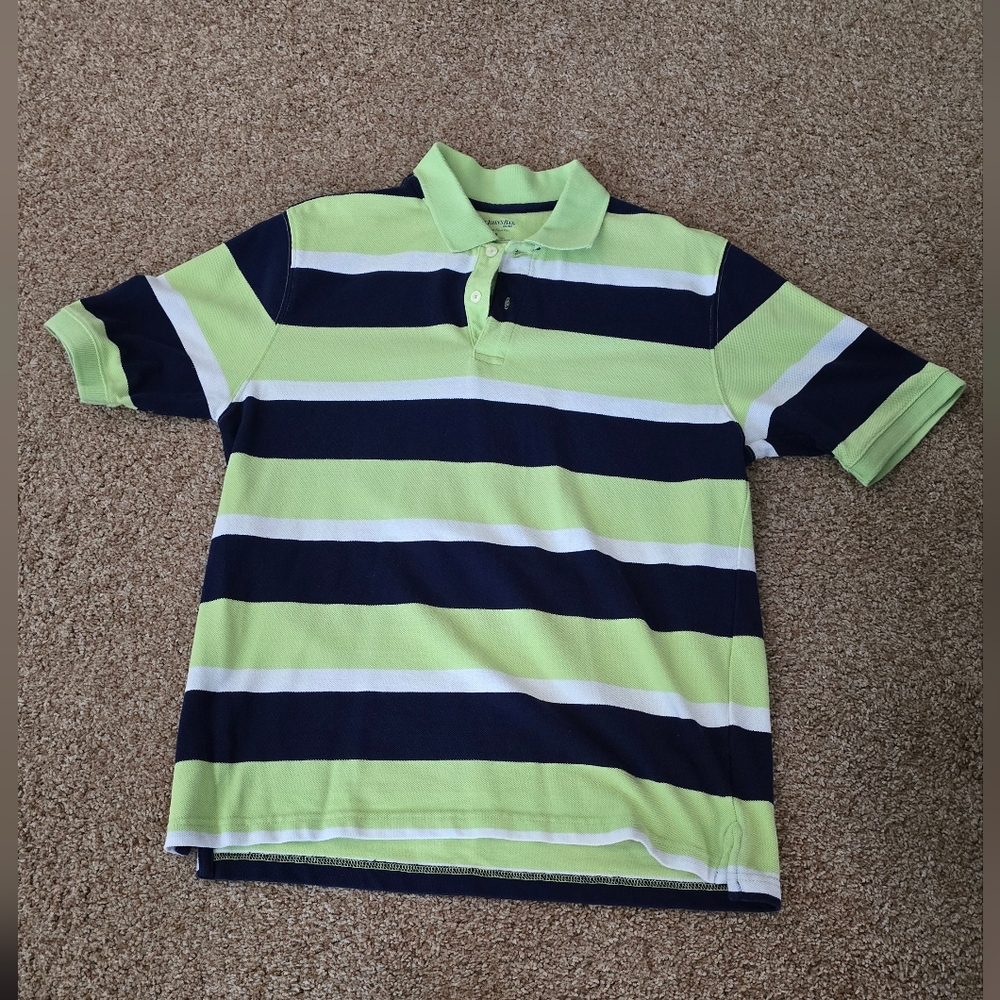 St. Johns Bay Polo Shirt. Size M - Picture 3 of 6
